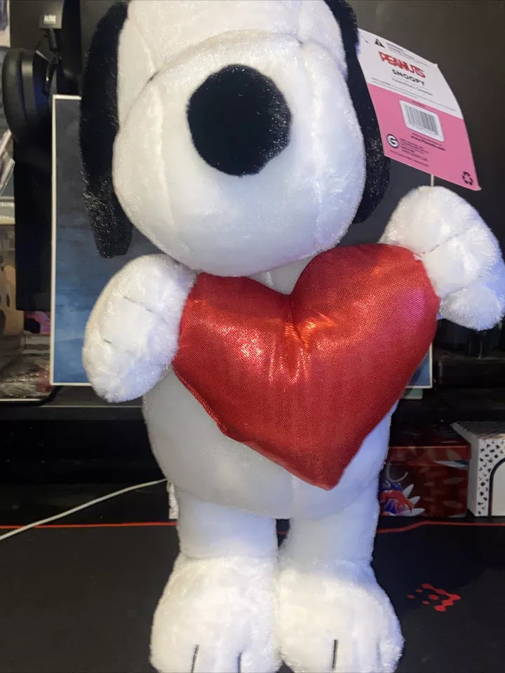 Valentine's Day Peanuts 18 in Tall Snoopy with Heart Porch Greeter